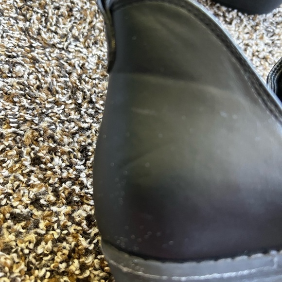 Universal Thread Black Ankle Boots - Picture 5 of 7